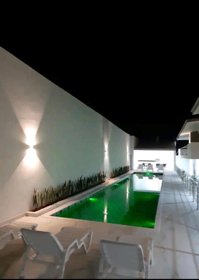 Residencial Regina Village Apartment